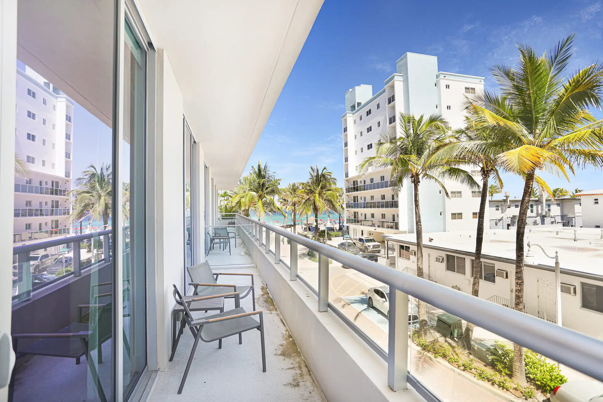 Condos On The Beach With Balcony - Cielo Stays